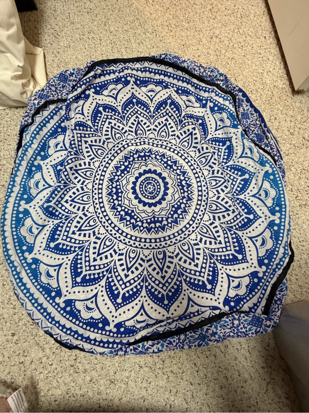 Blue Mandala Round Throw Pillow Cover -